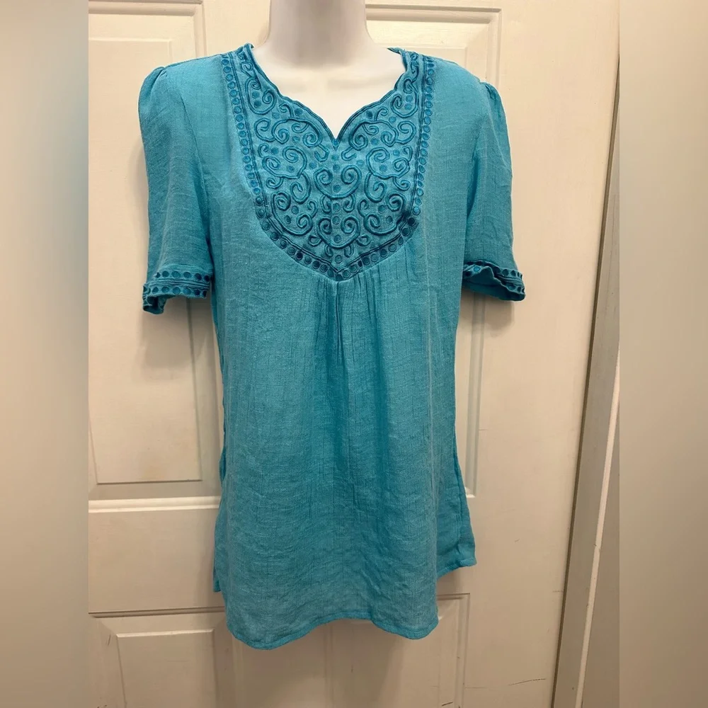 BFA Classics Blue Top Size Small - Picture 2 of 4